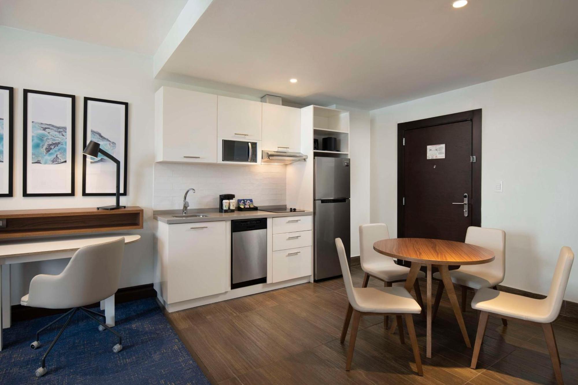 Homewood Suites By Hilton Santo Domingo Exteriör bild