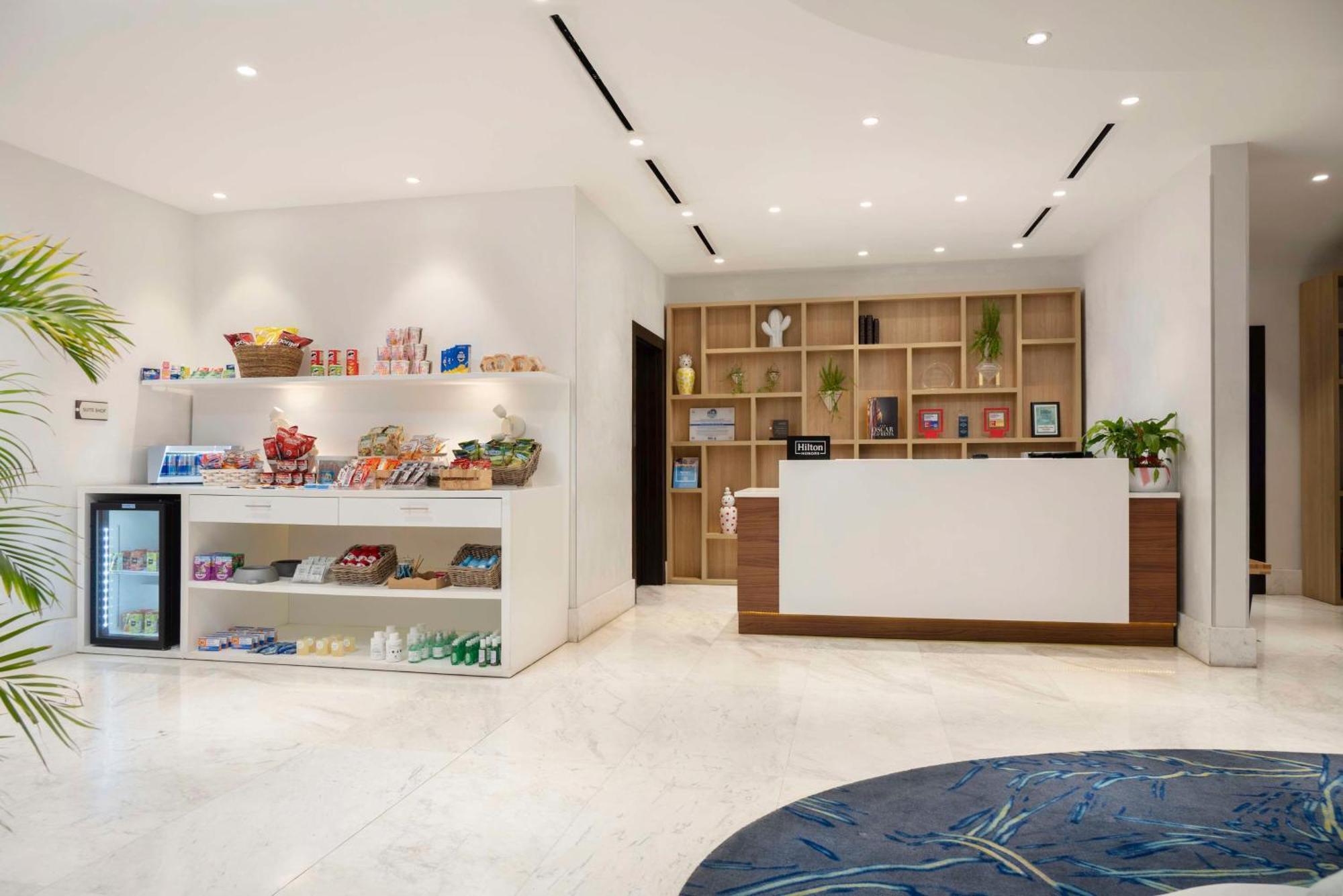 Homewood Suites By Hilton Santo Domingo Exteriör bild